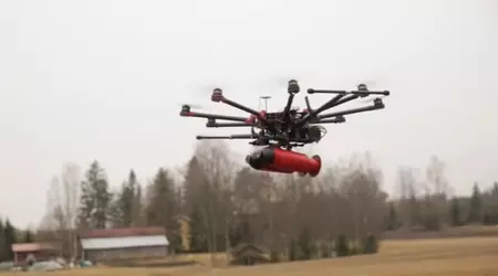 La inteligencia artificial ayuda a los drones a destruir equipos rusos camuflados