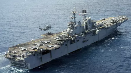 EE.UU. traslada al Mar Mediterráneo el USS Bataan, un versátil buque de asalto anfibio que transporta infantes de marina.