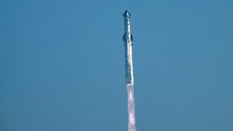 Starship V3 completa su primer vuelo ...