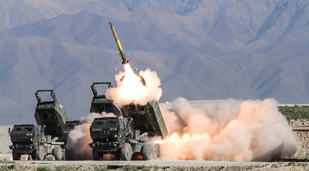 Lockheed Martin suministrará al Ejército estadounidense proyectiles GMLRS adicionales para HIMARS con un alcance de hasta 80 kilómetros.