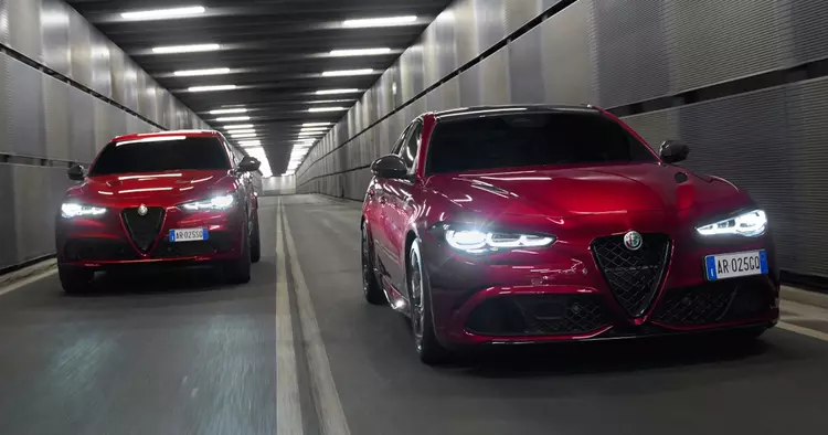 Alfa Romeo Quadrifoglio Regresa