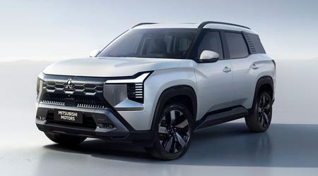 Mitsubishi ha presentado un nuevo SUV de tres filas y no es el Pajero