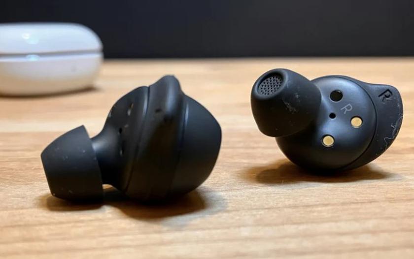 Auriculares traducibles Samsung Galaxy Buds FE con IA
