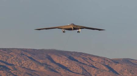 Las Fuerzas Aéreas estadounidenses han confirmado oficialmente el vuelo con éxito de un bombardero nuclear B-21 Raider a la base Edwards