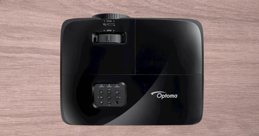 Proyector Optoma HD146X para sala con luz