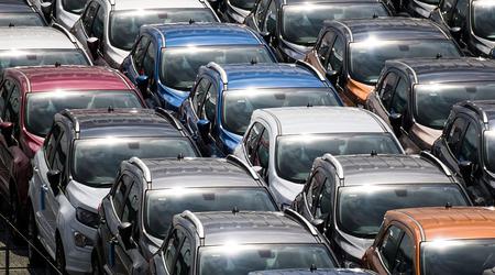 Miles de coches atascados en el puerto de la UE debido a los aranceles de Trump