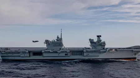 El portaaviones insignia HMS Queen Elizabeth, que transporta cazas de quinta generación F-35 Lightning II, llevó a cabo con éxito una serie de misiones de ataque simuladas frente a las costas de Noruega.