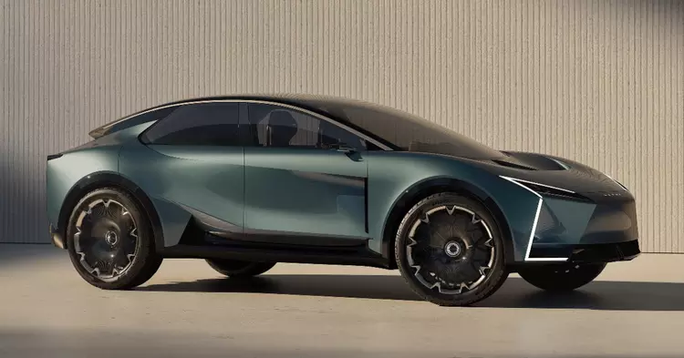 Lexus presentó el nuevo LS Coupé, ...