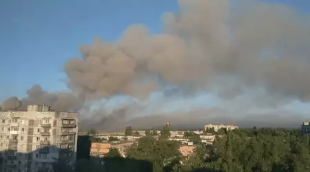 ¿Está HIMARS trabajando de nuevo? Voladura de un almacén rashista en la ciudad ocupada de Shakhtarsk