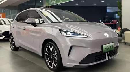 Hasta 537 kilómetros de autonomía y 163 hp: el nuevo MG4 EV ha aparecido en los concesionarios chinos antes de su debut oficial