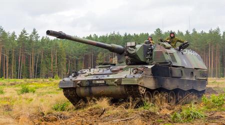 Los alemanes muestran cómo entrenan a los militares ucranianos con el PzH 2000 