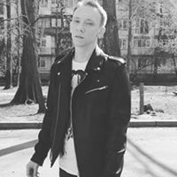 Женя Ушаповский