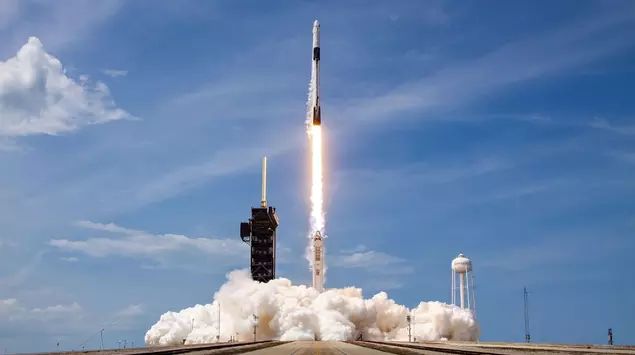 SpaceX completó su misión número 606: ...