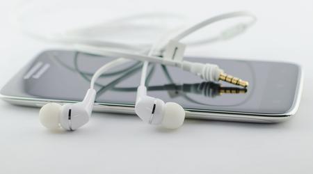 Cómo elegir los mejores auriculares de vacío (tapones para los oídos)