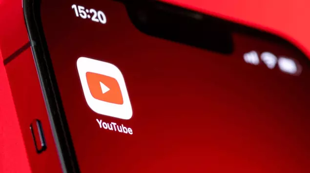 YouTube prueba mover la pestaña de ...