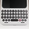 Miniatura del Clicks Communicator con un teclado QWERTY al frente