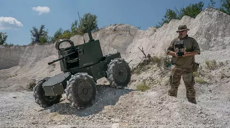 "Azov" combate con un dron terrestre con una ametralladora "Lyut 2.0" 