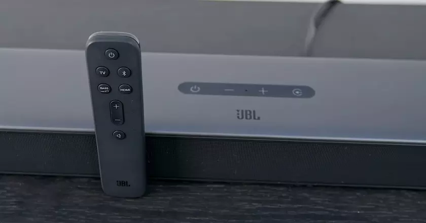 Barra de sonido JBL 5.1 con subwoofer