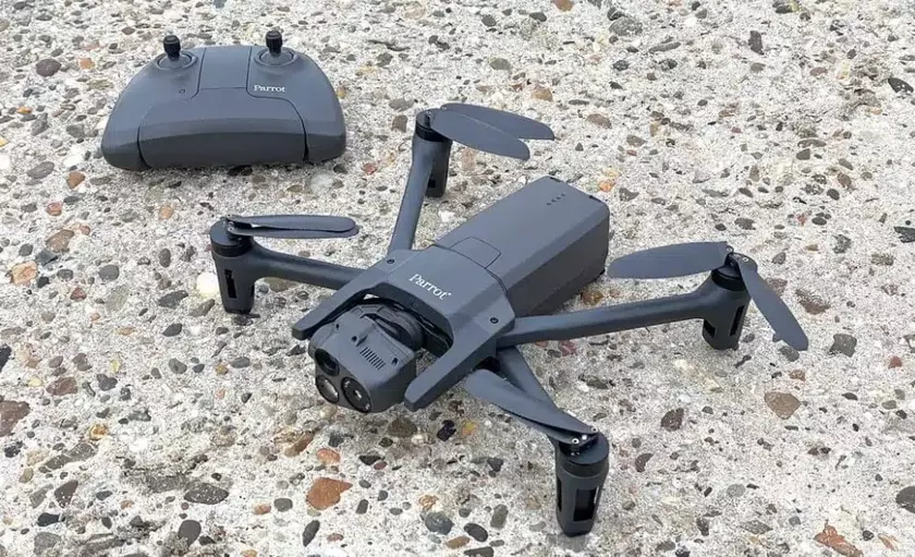 Parrot Anafi USA dron fotografía inmobiliaria