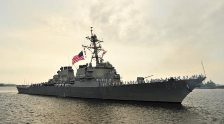 El destructor estadounidense USS Carney podría haber sido atacado por los Husis - el buque de clase Arleigh Burke interceptó con éxito todos los misiles disparados