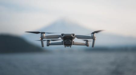 Singapur multó al dueño del DJI Mavic Air 2 por fotografiar a una niña cerca de una base militar