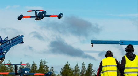 Alemania prueba el lanzamiento desde un avión de un dron de combate portador a distancia para un caza de sexta generación
