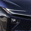 Vista previa: 2026 Toyota bZ4X, vista trasera en azul metálico oscuro