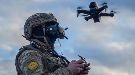 75 tanques, 88 vehículos blindados, 52 sistemas de artillería autopropulsada y otras armas: las AFU destruyeron 428 piezas de equipamiento ruso con la ayuda de drones durante la semana.