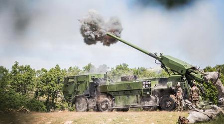 Francia ha multiplicado la producción de obuses autopropulsados CAESAR y de interceptores de misiles Mistral