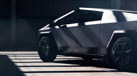 Tesla obligada a almacenar Cybertruck no vendidos en el aparcamiento de un centro comercial