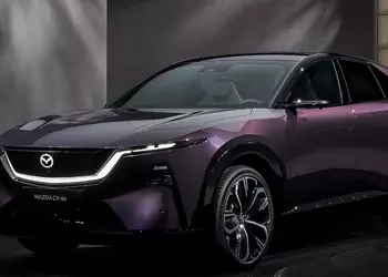 Mazda presentó el crossover eléctrico CX-6e ...