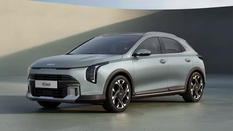 Kia XCeed 2025: segundo lavado de ...