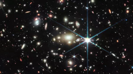 James Webb ha confirmado el descubrimiento de Earendel como la estrella más lejana: apareció 1.000 millones de años después del Big Bang y brilla 1 millón de veces más que el Sol.