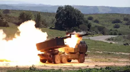 Los sistemas de misiles HIMARS alcanzaron en Ucrania dos unidades de desminado UR-77 "Serpent Gorynych", un mortero Pion, un cañón Hyacinth-S y un obús Acacia.