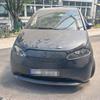 Muestra camuflada de un coche eléctrico