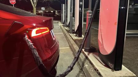 Tesla introduce protección antivandálica en las estaciones de Supercargadores