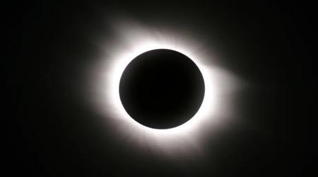 Cómo asegurarse de que las gafas del eclipse son realmente seguras