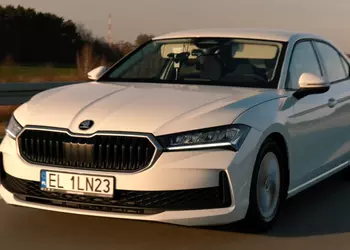 Registro: Skoda Superb TDI recorrió 2831 ...