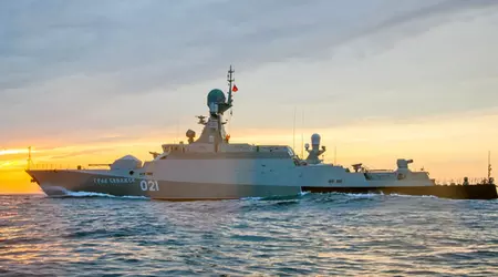 Los drones de superficie ucranianos Sea Baby alcanzan el portaaviones ruso Bujan-M en el Mar Negro