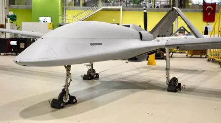 Baykar prueba con éxito el misil supersónico IHA-122 desde el avión no tripulado Bayraktar TB3