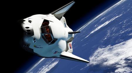 Francia está preocupada por el "tema del espacio" y propone crear un avión militar espacial