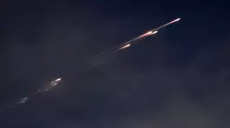 Una antigua antena de la Estación Espacial Internacional dibuja rayas de fuego en el cielo de Sacramento