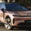 Frente del Lynk & Co 08