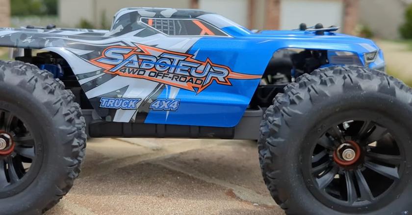 1:16 DEERC H16E reseña del coche deerc