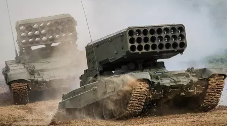 Las fuerzas de defensa ucranianas destruyeron dos sistemas rusos TOS-1A con misiles termobáricos valorados en decenas de millones de dólares con drones FPV por 500 dólares.