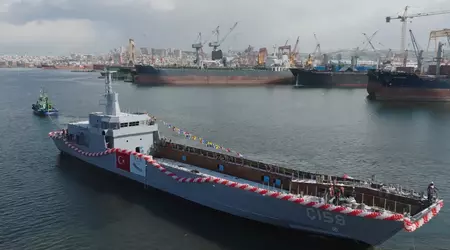 Turquía bota su primer buque de asalto anfibio YLCT