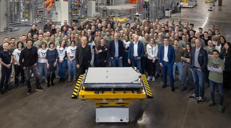 El fabricante español de automóviles Seat ha producido las primeras muestras de batería para sus coches eléctricos de próxima generación