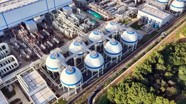China arranca la mayor planta de ...
