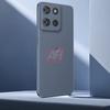 Moto G 2026 con eco-cuero en color Pantone 2376C