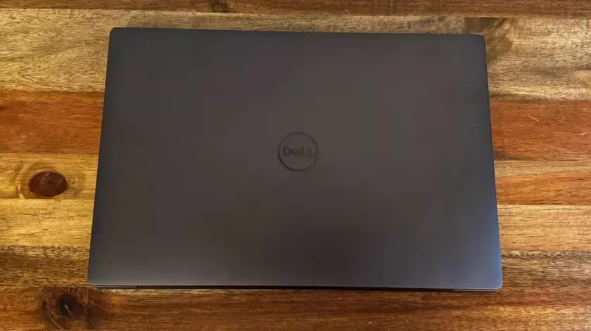 XPS 13 frente a Macbook Air M4